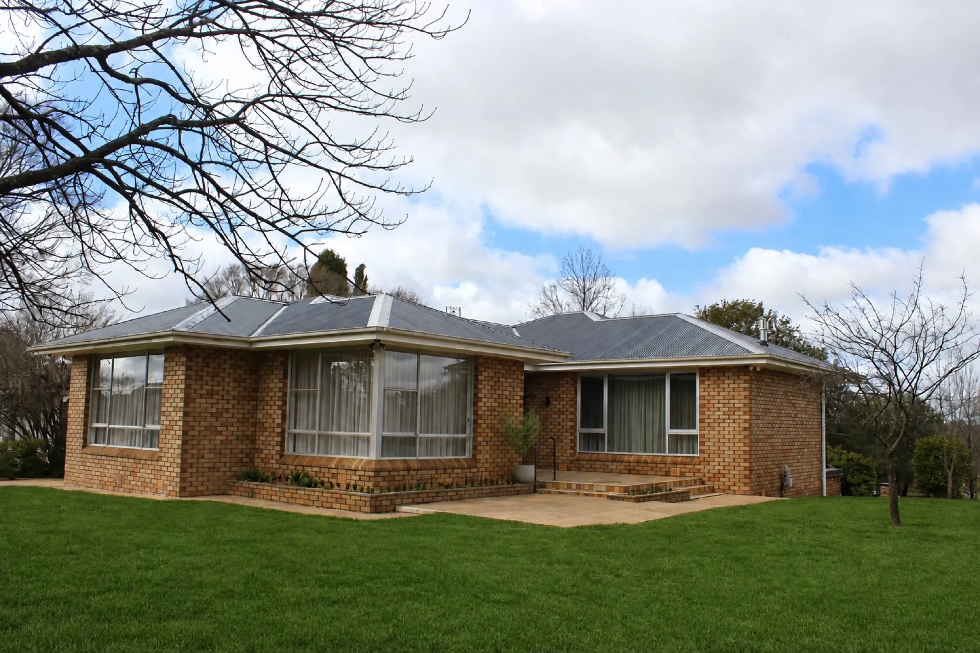 The Dalton from the front lawn